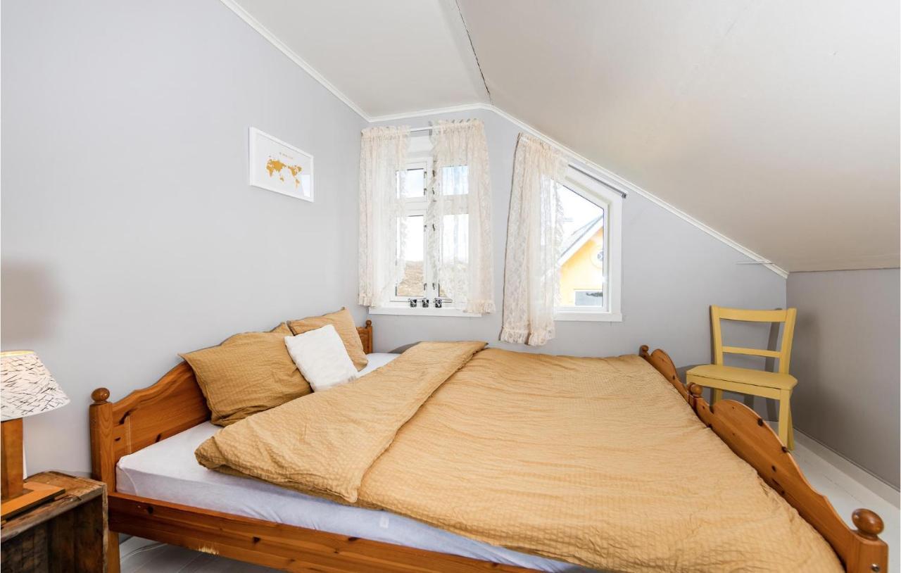 3 Bedroom Nice Home In Kvamsoy Sandvik  المظهر الخارجي الصورة